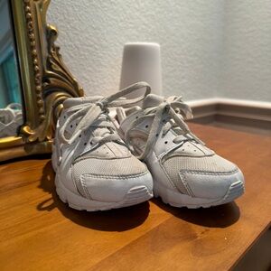 Boys nike shoes